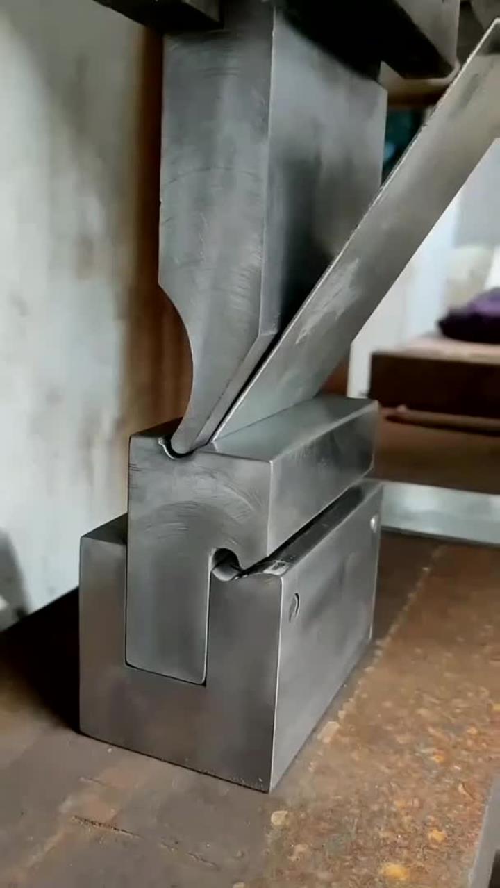 折弯机模具